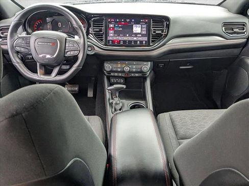 Used 2025 Dodge Durango GT AWD/4WD image 17