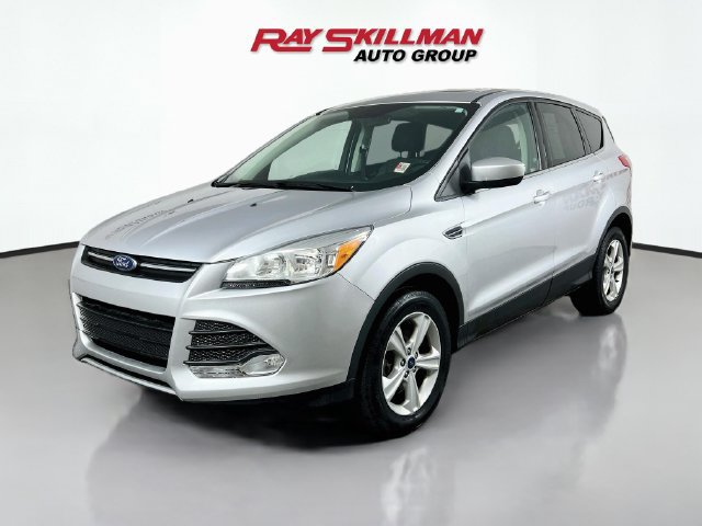 Used 2016 Ford Escape SE w/ SE Cold Weather Package AWD/4WD image 3