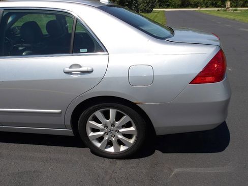 Used 2007 Honda Accord EX image 33
