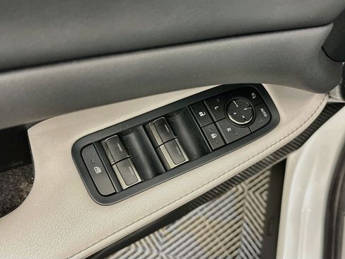 Used 2023 Lexus RX 350 Premium w/ Accessory Package AWD/4WD image 15
