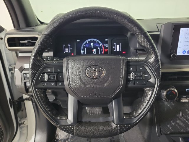 Used 2026 Toyota Tacoma SR5 AWD/4WD image 26