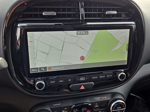Certified 2023 Kia Soul GT-Line w/ GT-Line Technology Package FWD image 18