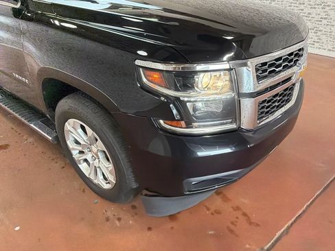 Used 2019 Chevrolet Tahoe LT w/ Luxury Package AWD/4WD image 9