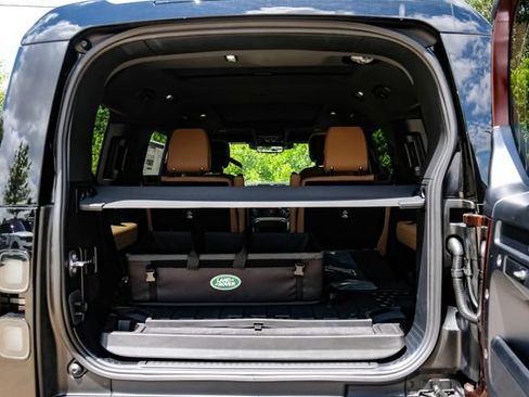 New 2026 Land Rover Defender 130 X-Dynamic SE AWD/4WD image 65