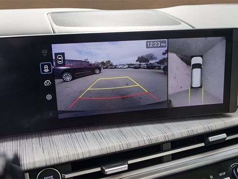 Used 2024 Hyundai Santa Fe Calligraphy image 17