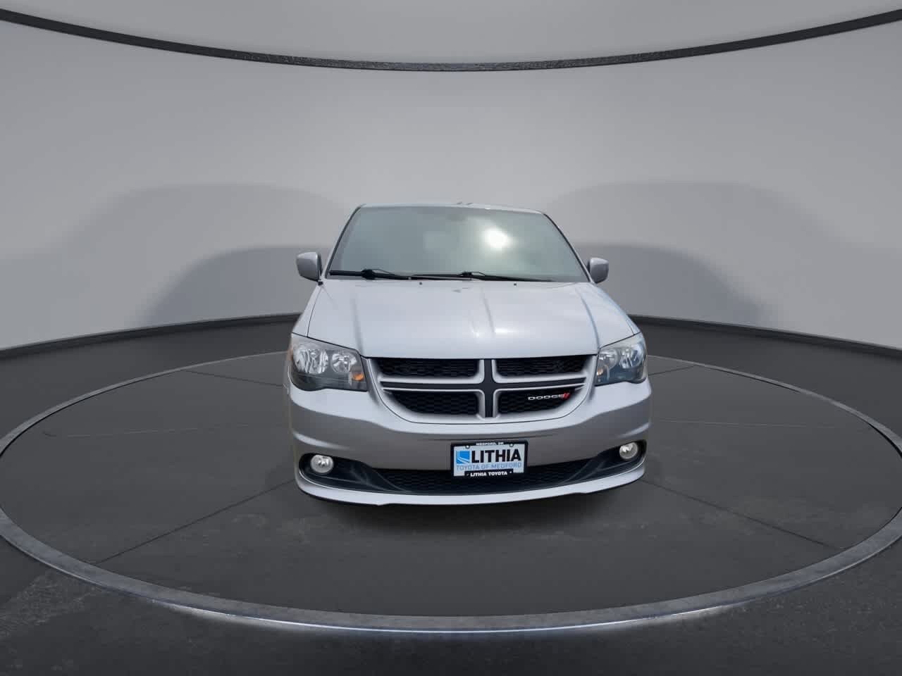 Used 2019 Dodge Grand Caravan GT FWD image 3
