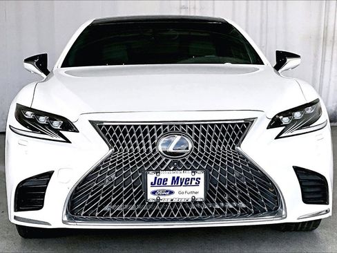 Used 2018 Lexus LS 500 w/ Luxury Package image 3