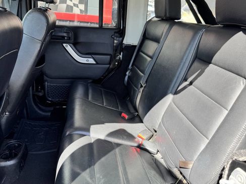 Used 2012 Jeep Wrangler Unlimited Sahara w/ Trailer Tow Group image 14