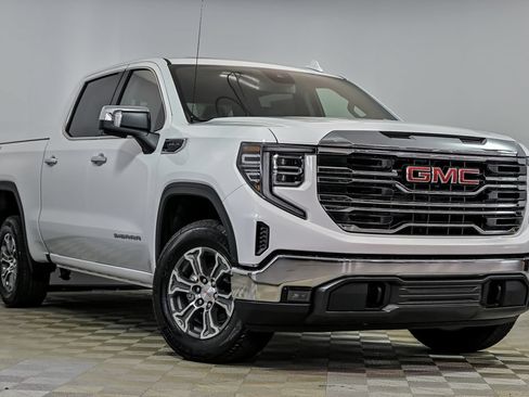 New 2026 GMC Sierra 1500 SLT w/ SLT Convenience Package AWD/4WD image 1