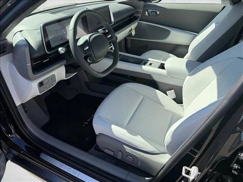 New 2025 Hyundai Ioniq 6 SEL image 3
