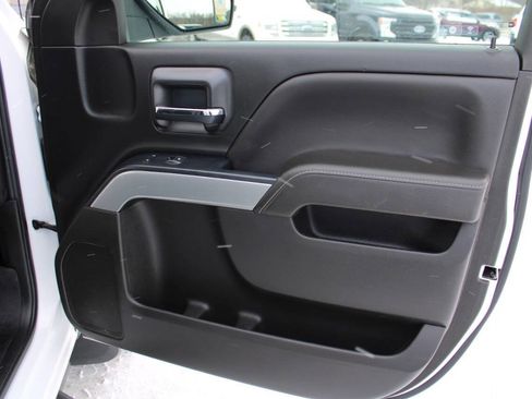 Used 2017 Chevrolet Silverado 1500 LT w/ Redline Edition image 42