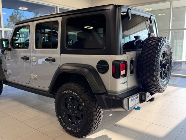 Used 2023 Jeep Wrangler Unlimited w/ Cold Weather Group AWD/4WD image 13