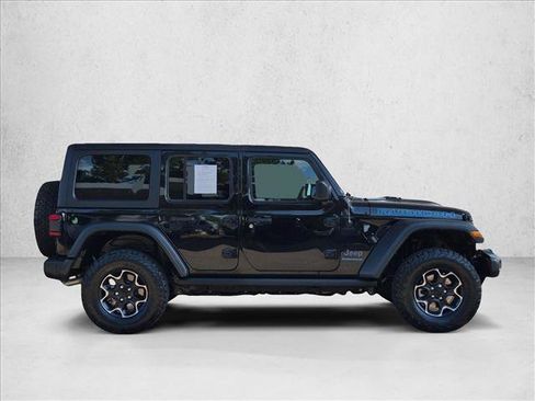 Used 2023 Jeep Wrangler Unlimited Rubicon 4xe w/ Cold Weather Group AWD/4WD image 4
