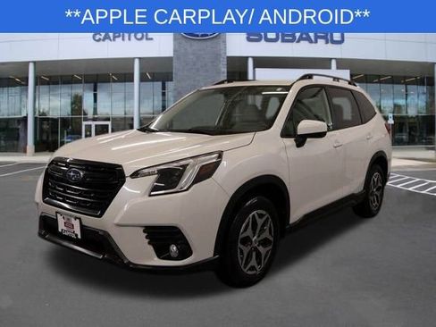 Certified 2022 Subaru Forester Premium image 5