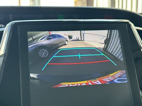 Used 2021 Toyota Prius Prime XLE w/ Carpet Mat Package (TMS) image 21