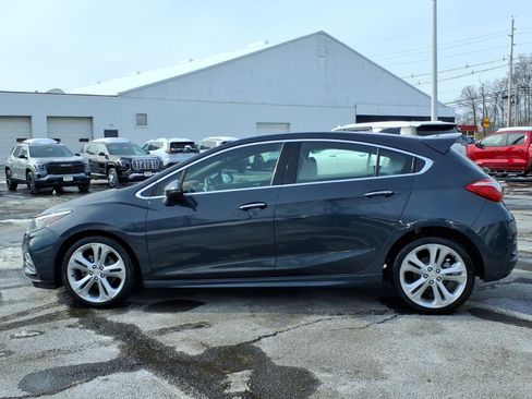Certified 2018 Chevrolet Cruze Premier image 4