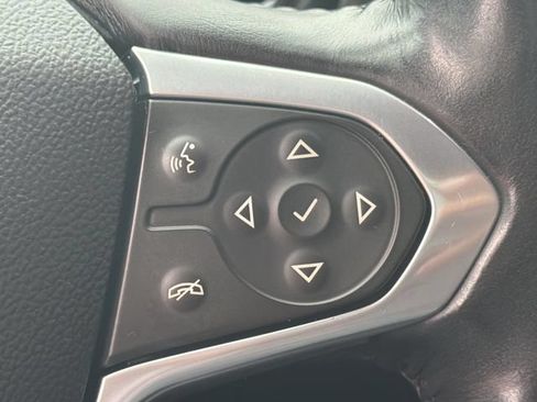 Used 2021 Chevrolet Traverse RS FWD image 27