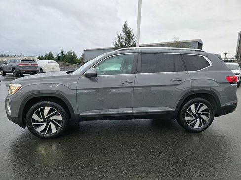 New 2026 Volkswagen Atlas SEL image 7