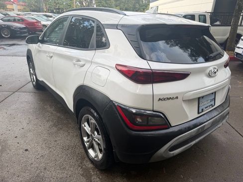 Used 2022 Hyundai Kona SEL w/ Convenience Package AWD/4WD image 6