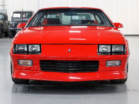 Used 1991 Chevrolet Camaro RS RWD image 4