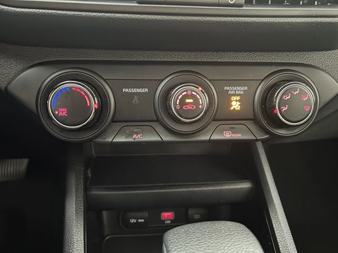 Certified 2024 Kia Forte LXS w/ LXS Technology Package image 22