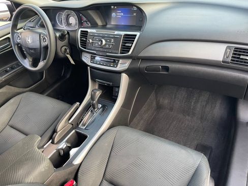 Used 2014 Honda Accord LX image 27