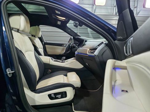 Used 2023 BMW X6 xDrive40i w/ Executive Package image 15