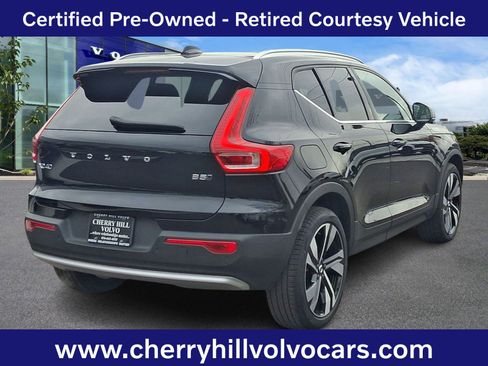 Certified 2025 Volvo XC40 B5 Ultra w/ Protection Package Premier image 6