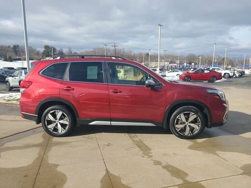 Used 2021 Subaru Forester Touring image 8