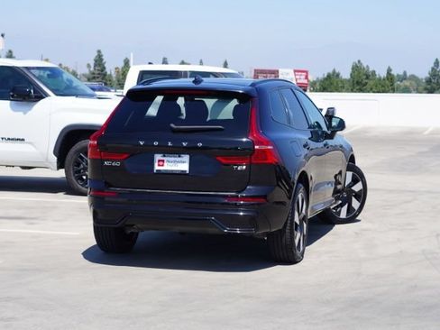 Used 2025 Volvo XC60 T8 Plus w/ Protection Package Premier AWD/4WD image 7