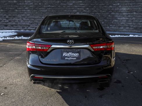 Used 2016 Toyota Avalon XLE image 8
