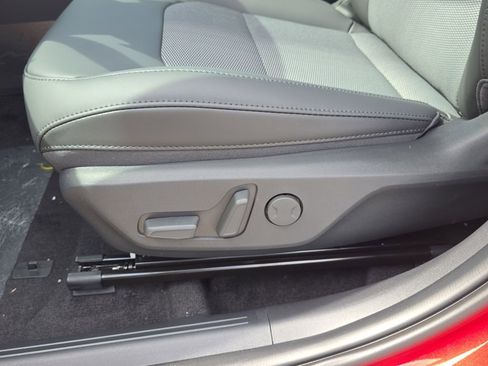 New 2026 Kia Niro Wind FWD image 21