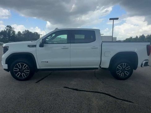 Certified 2026 GMC Sierra 1500 AT4 w/ AT4 Premium Package AWD/4WD image 5