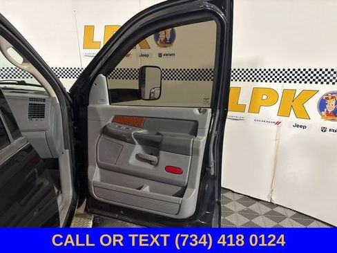 Used 2006 Dodge Ram 3500 Truck SLT w/ Light Group AWD/4WD image 16
