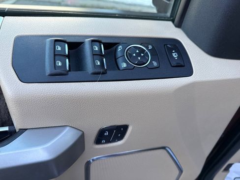 Used 2017 Ford F350 Lariat w/ Lariat Value Package image 11