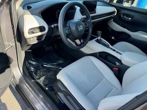Used 2024 Honda HR-V LX image 17