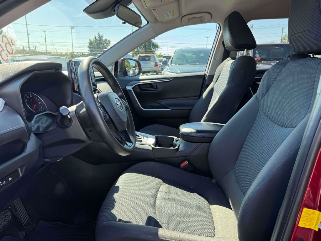Used 2019 Toyota RAV4 LE w/ All Weather Liner Package AWD/4WD image 16