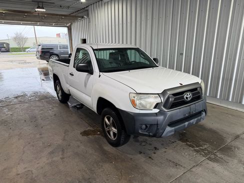 Used 2012 Toyota Tacoma 2WD Regular Cab image 4