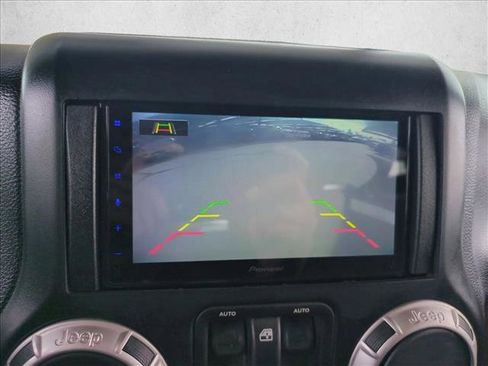 Used 2012 Jeep Wrangler Sahara w/ Connectivity Group image 14