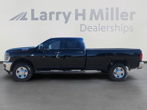 New 2025 RAM 2500 Tradesman image 3