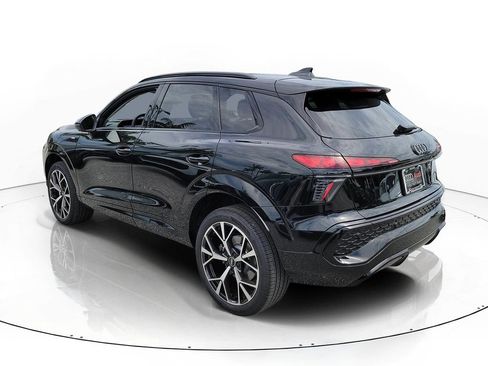 New 2026 Audi Q3 quattro 2.0T AWD/4WD image 3