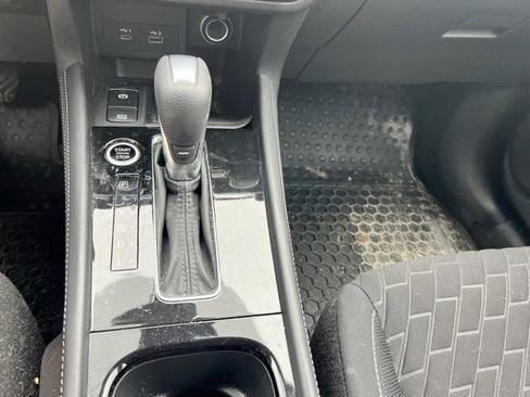 Certified 2022 Nissan Kicks SV w/ Interior Electronics Package image 21