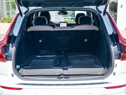 Certified 2026 Volvo XC60 B5 Plus w/ Protection Package Premier AWD/4WD image 29