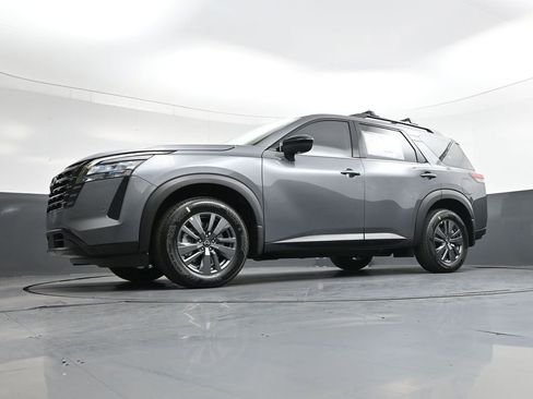 New 2026 Nissan Pathfinder SV image 43