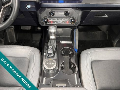 Used 2024 Ford Bronco Black Diamond image 6