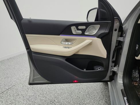 Certified 2024 Mercedes-Benz GLS 450 4MATIC image 15
