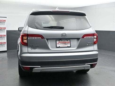 Used 2022 Honda Pilot Touring image 7
