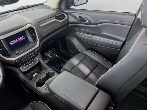 Certified 2021 GMC Acadia Denali w/ Denali Ultimate Package AWD/4WD image 24