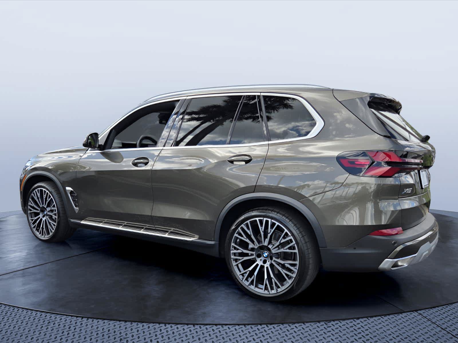 Used 2026 BMW X5 sDrive40i RWD image 4