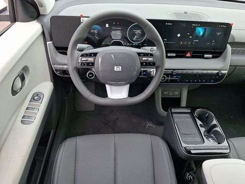 New 2026 Hyundai Ioniq 5 SEL image 7